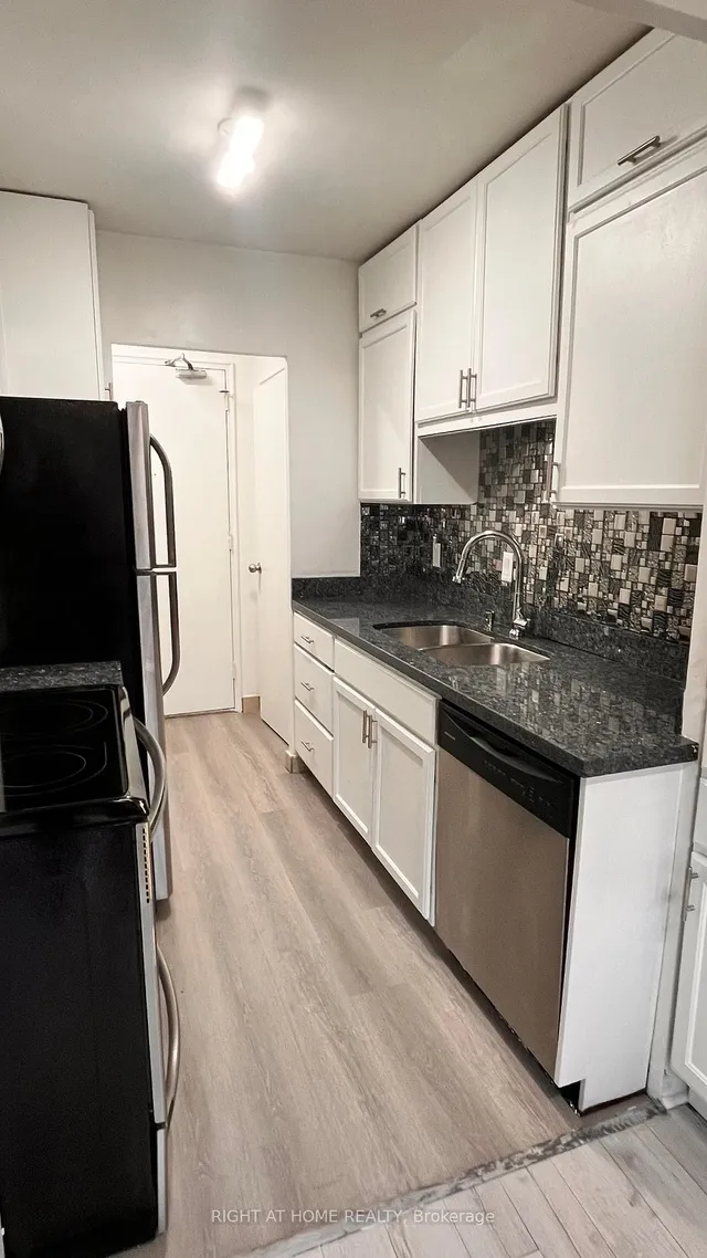 Additional image 9 of 915 Midland Ave Unit 611