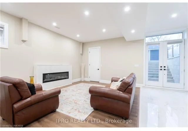 Additional image 28 of 6 Campview Rd