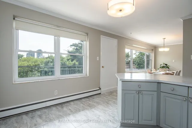 Additional image 18 of 43 Margaret Ave Unit 403