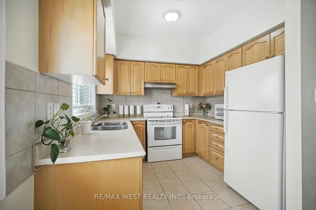 Additional image 5 of 7035 Rexwood Rd Unit 5