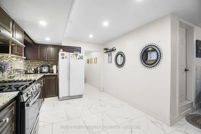 房产图片 26 - 167 SHOREHAM Dr