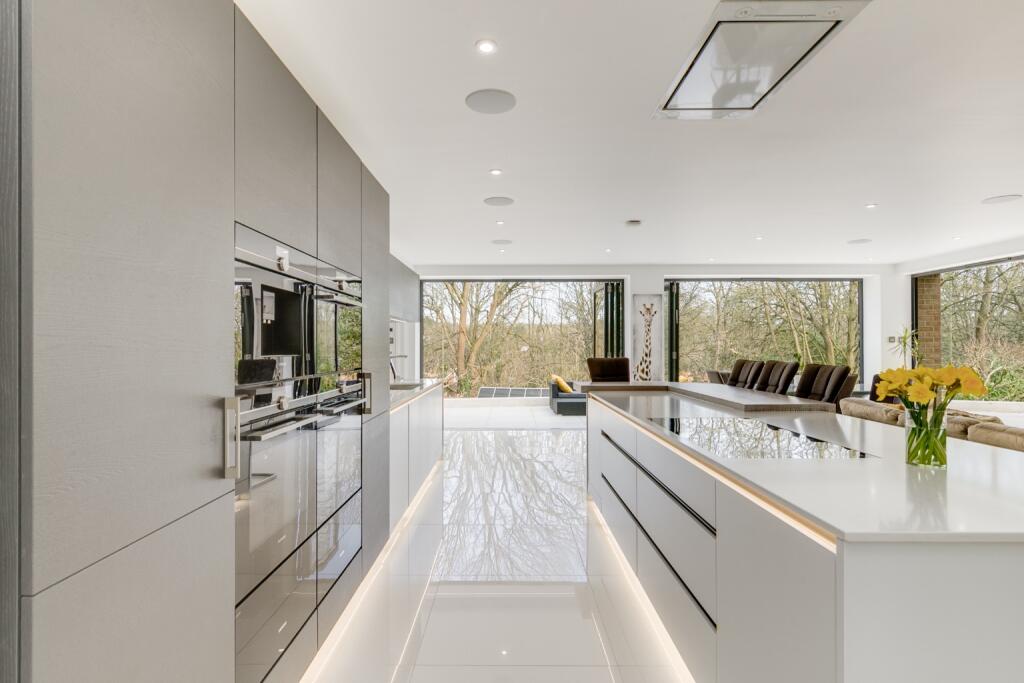 Additional image 10 of Stonemead, Welwyn Garden City, Hertfordshire, AL8 7LX