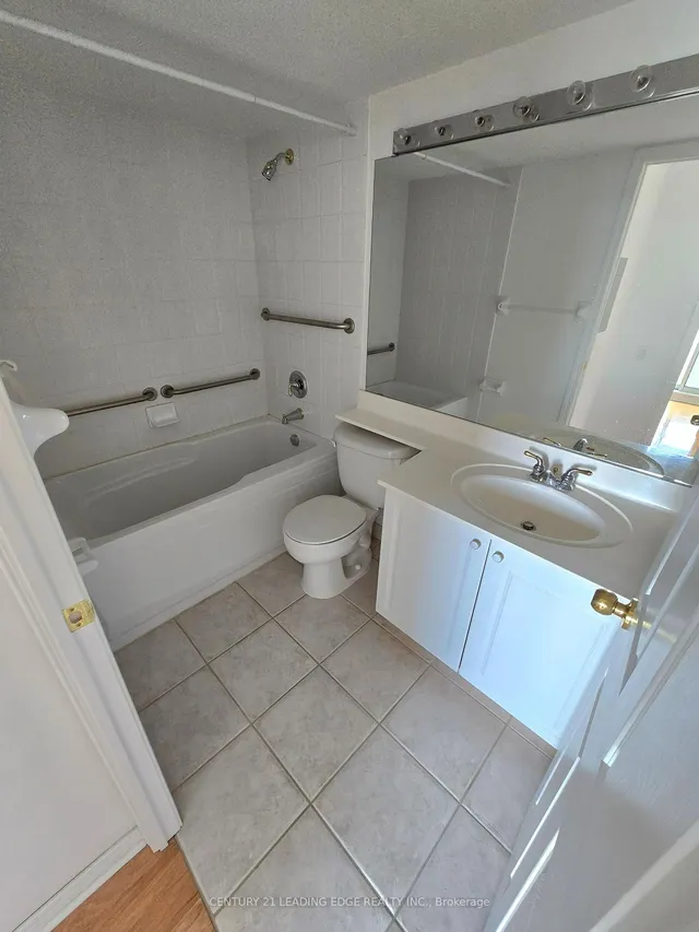 Additional image 10 of 8 Hillcrest Ave Unit 703