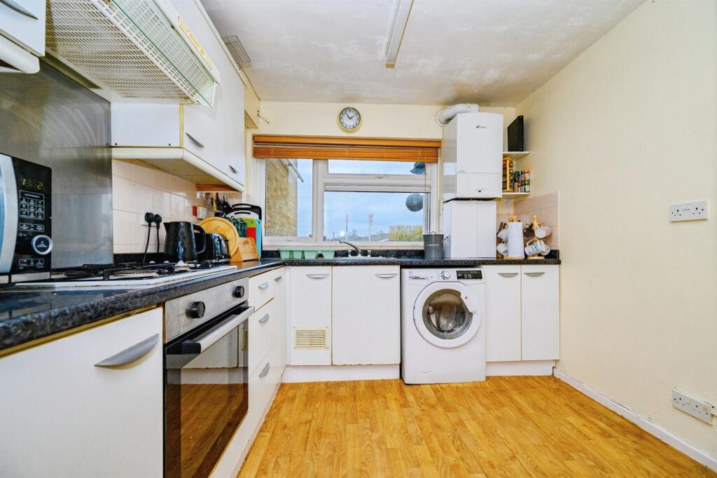 Additional image 2 of Shottfield Close, Sandridge, St. Albans