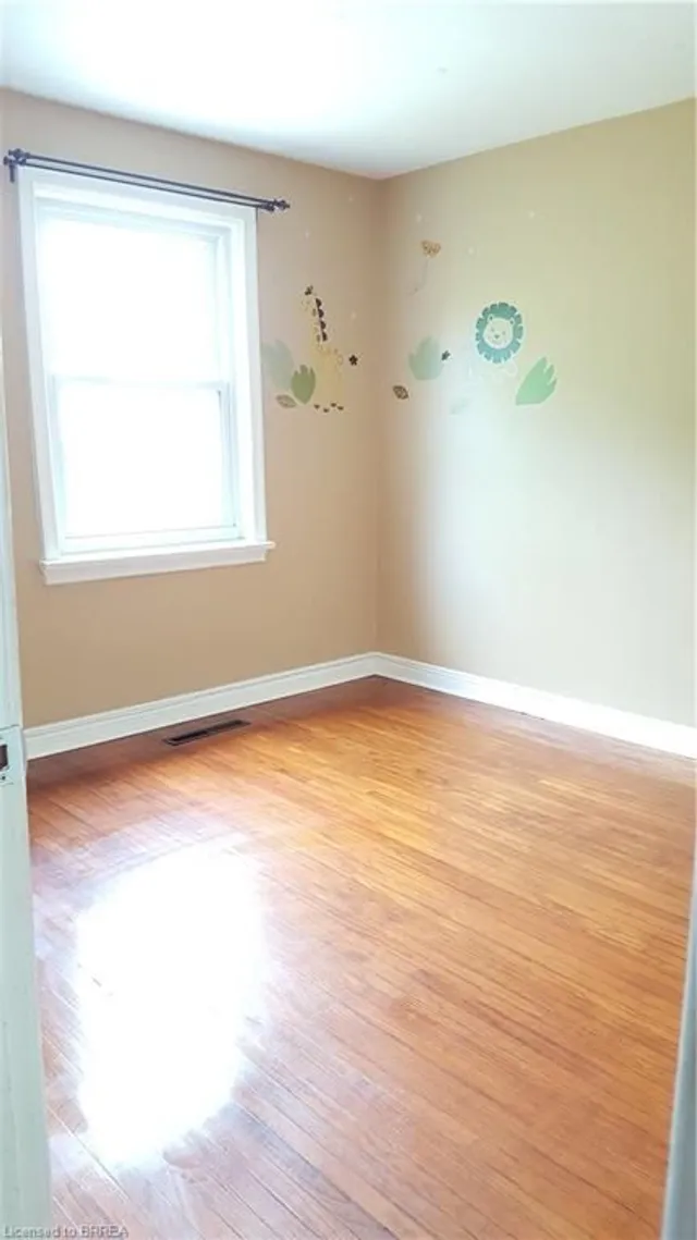 Additional image 23 of 57 Bellman Ave