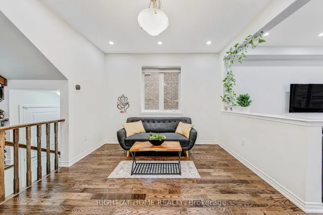 Additional image 11 of 13 Cyclone Tr