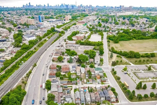 Additional image 34 of 16 Porter Ave Ave