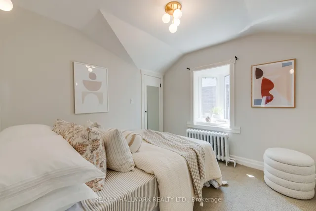 Additional image 22 of 21 Eastwood Ave