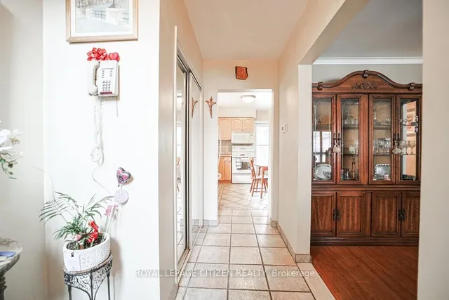 Additional image 27 of 347 Harvie Ave