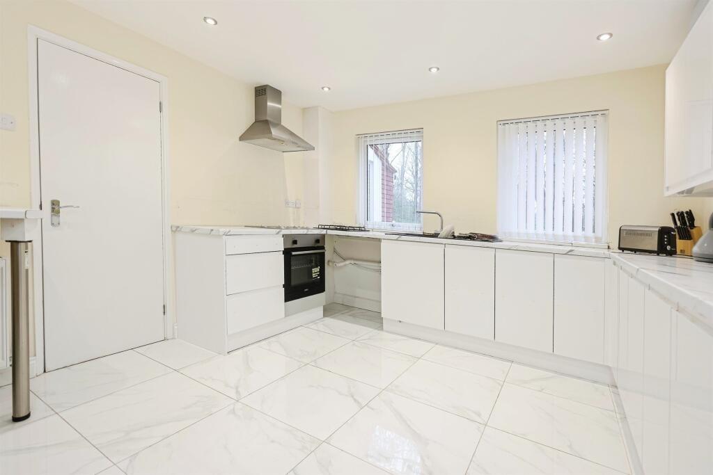 Additional image 3 of Badgers Way, Kitts Green