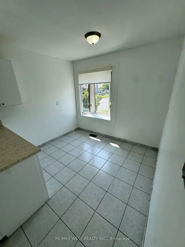 Additional image 6 of 100 Spenvalley Dr