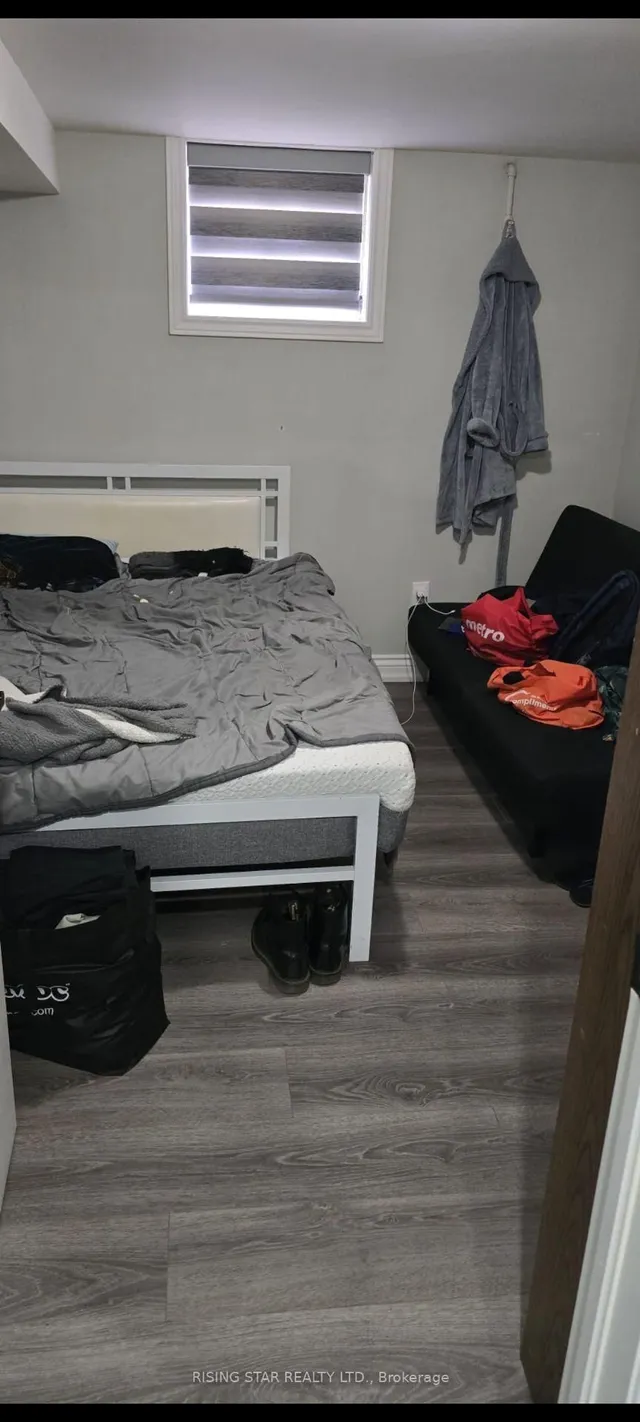 Additional image 12 of 73 Seacliff Blvd