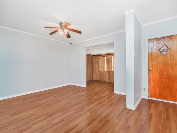 221 Bay 13th St, Brooklyn, NY 11214