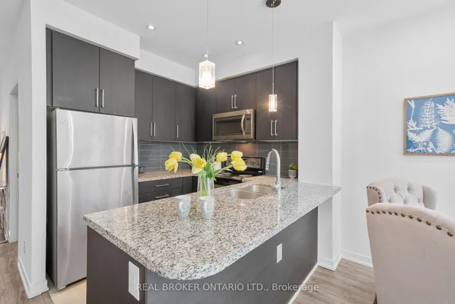 Additional image 7 of 840 Queen's Plate Dr Unit 103