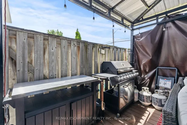 Additional image 30 of 10 ANGUS Rd Unit 8