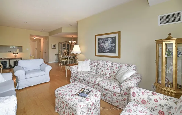 Additional image 5 of 3085 Bloor St Unit 504