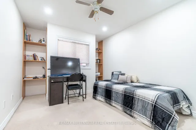 Additional image 26 of 27 Silvershadow Terr