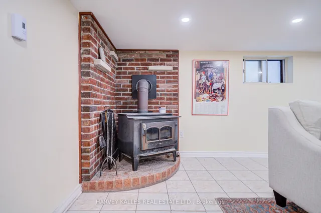 Additional image 40 of 408 Silverthorn Ave