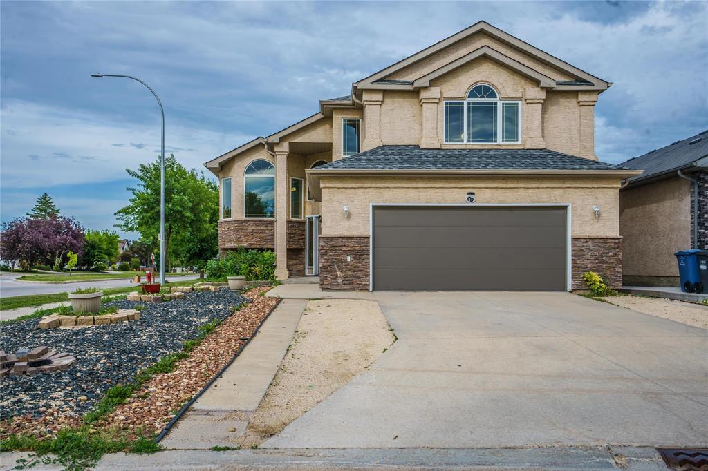 2 Samara Cove|Winnipeg, Manitoba R3T6A4