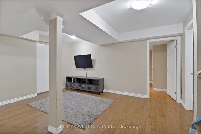 Additional image 40 of 3 Fallowfield Rd