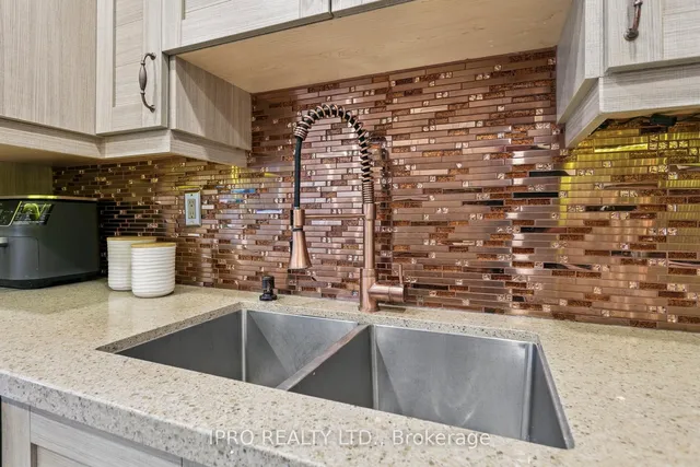 Additional image 18 of 455 Apache Crt Unit 39