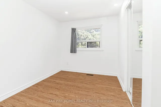 Additional image 23 of 59 Burkwood Cres