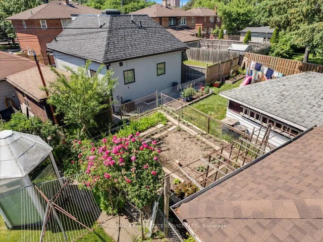 Additional image 31 of 122 Brookhaven Dr