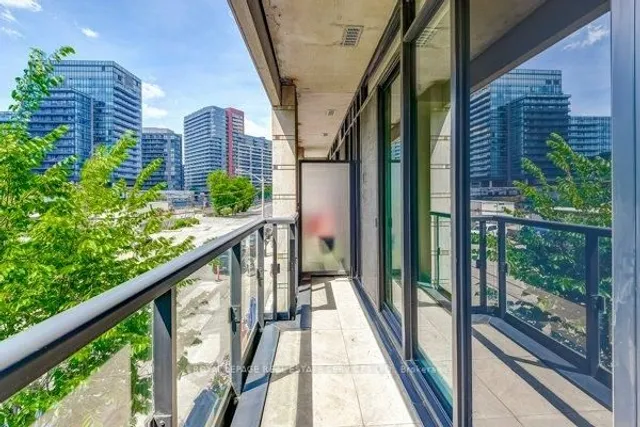 Additional image 14 of 8 Dovercourt Rd Unit 205