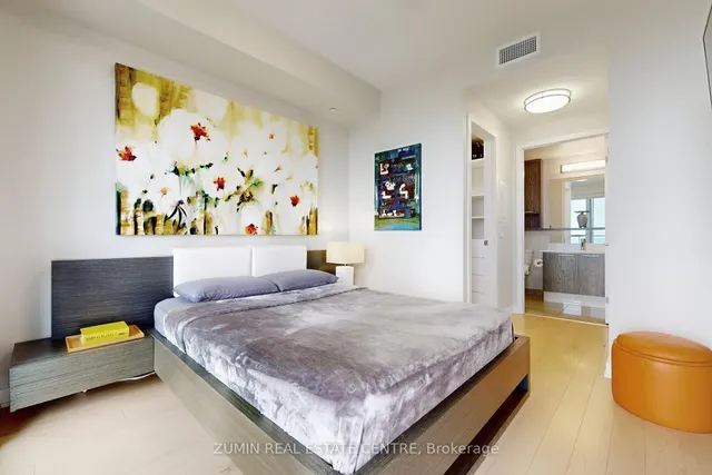 Additional image 8 of 10 Park Lawn Rd Unit 2609