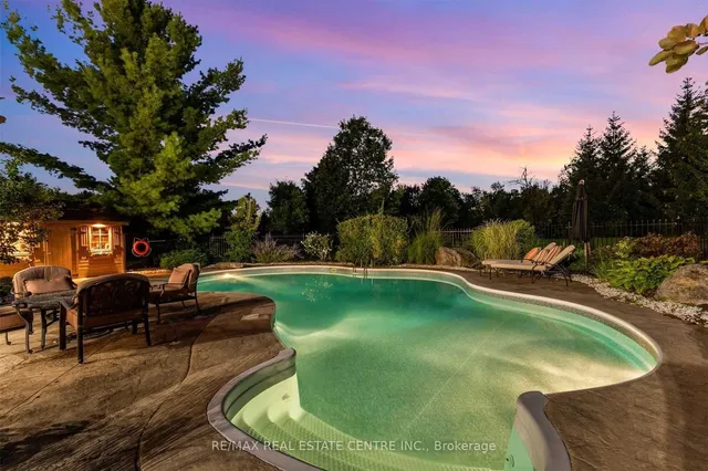 Additional image 35 of 11135 Menzies Crt