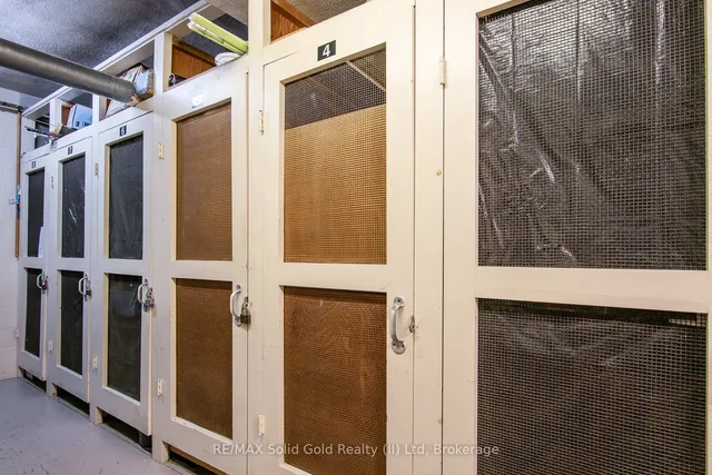 Additional image 31 of 43 Margaret Ave Unit 403