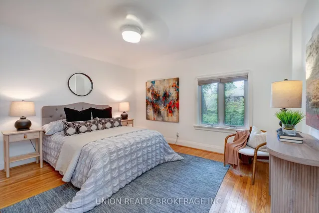 Additional image 11 of 16 Fallingbrook Rd