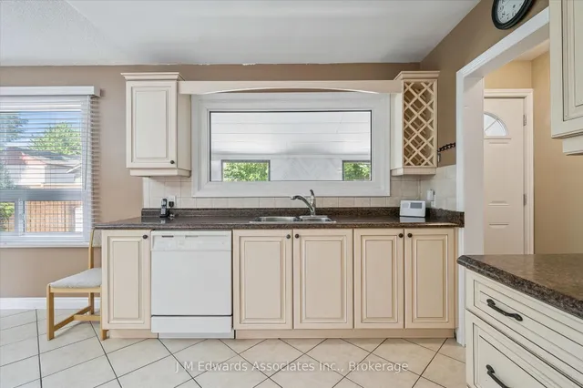 Additional image 19 of 46 Organ Cres