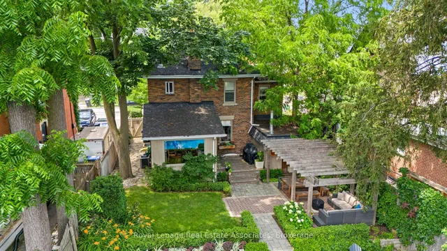 Additional image 46 of 7 Peel Ave