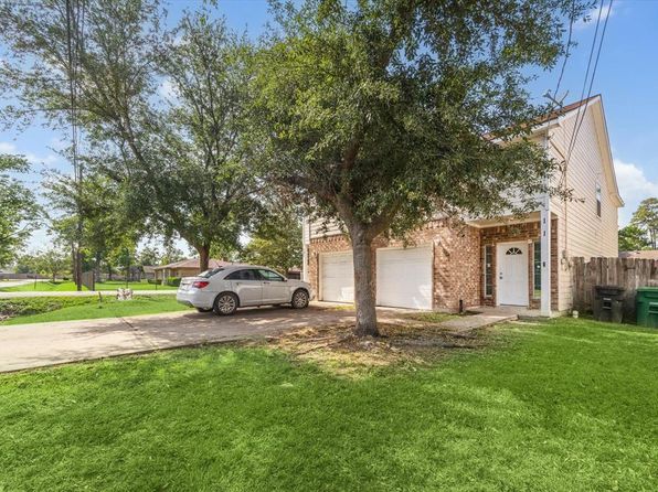 8101 Gallahad St #A-B, Houston, TX 77078
