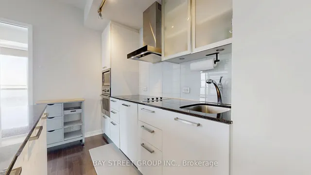 Additional image 12 of 14 York St Unit 5903