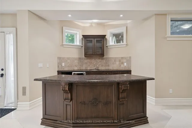 Additional image 27 of 67 Yorkminster Rd