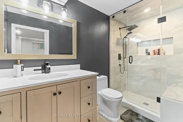 Additional image 46 of 21 Lauderhill Rd