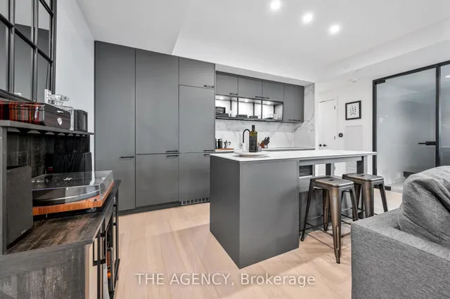 房产图片 13 - 多伦多市列治文街505号730单元