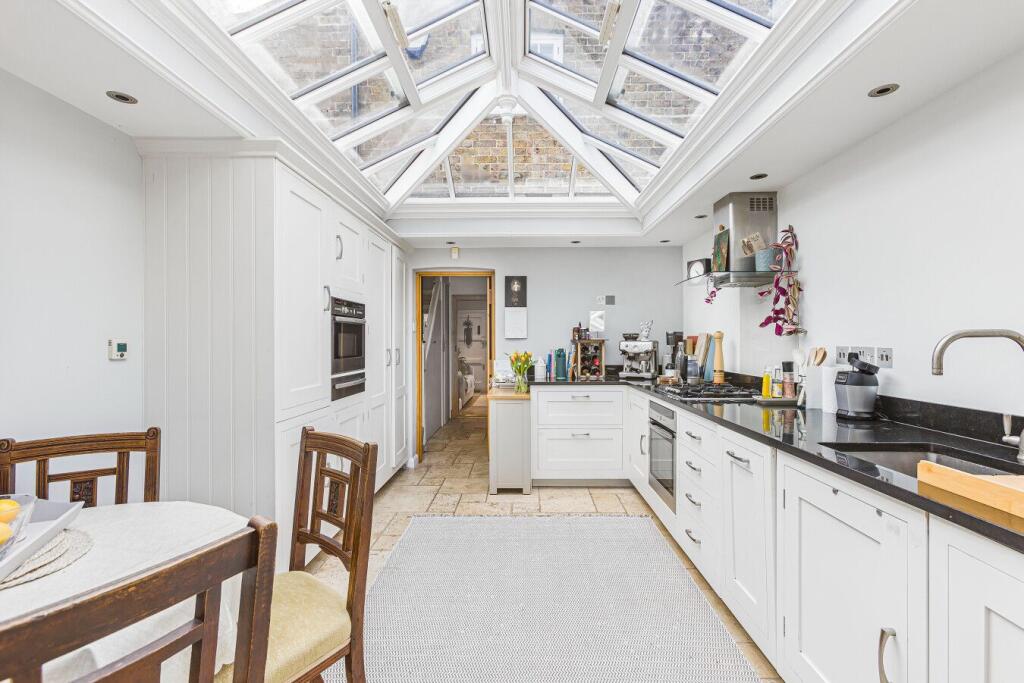 Additional image 5 of High Road, Essendon,  AL9 6HW