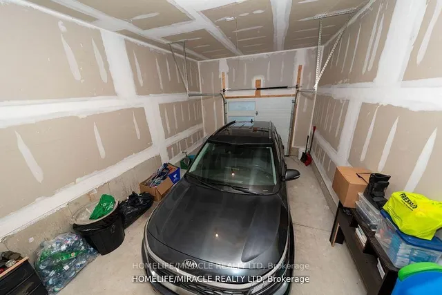 Additional image 15 of 139 Siebert Ave