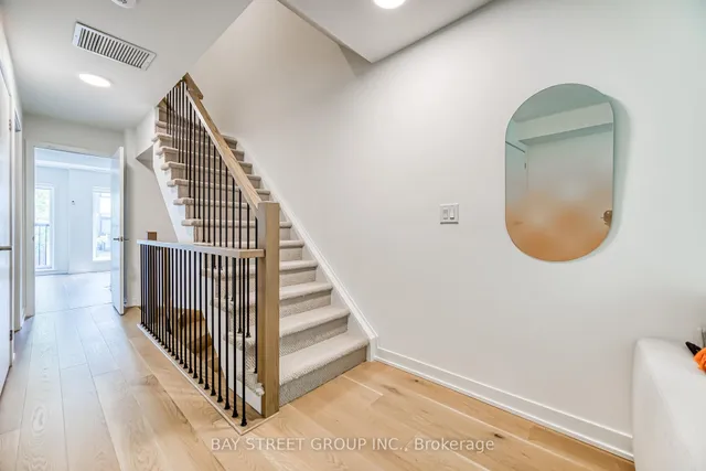 房产图片 15 - 加拿大多伦多110 Canon Jackson Dr 单元104