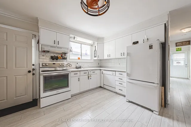 Additional image 9 of 44 Billington Cres
