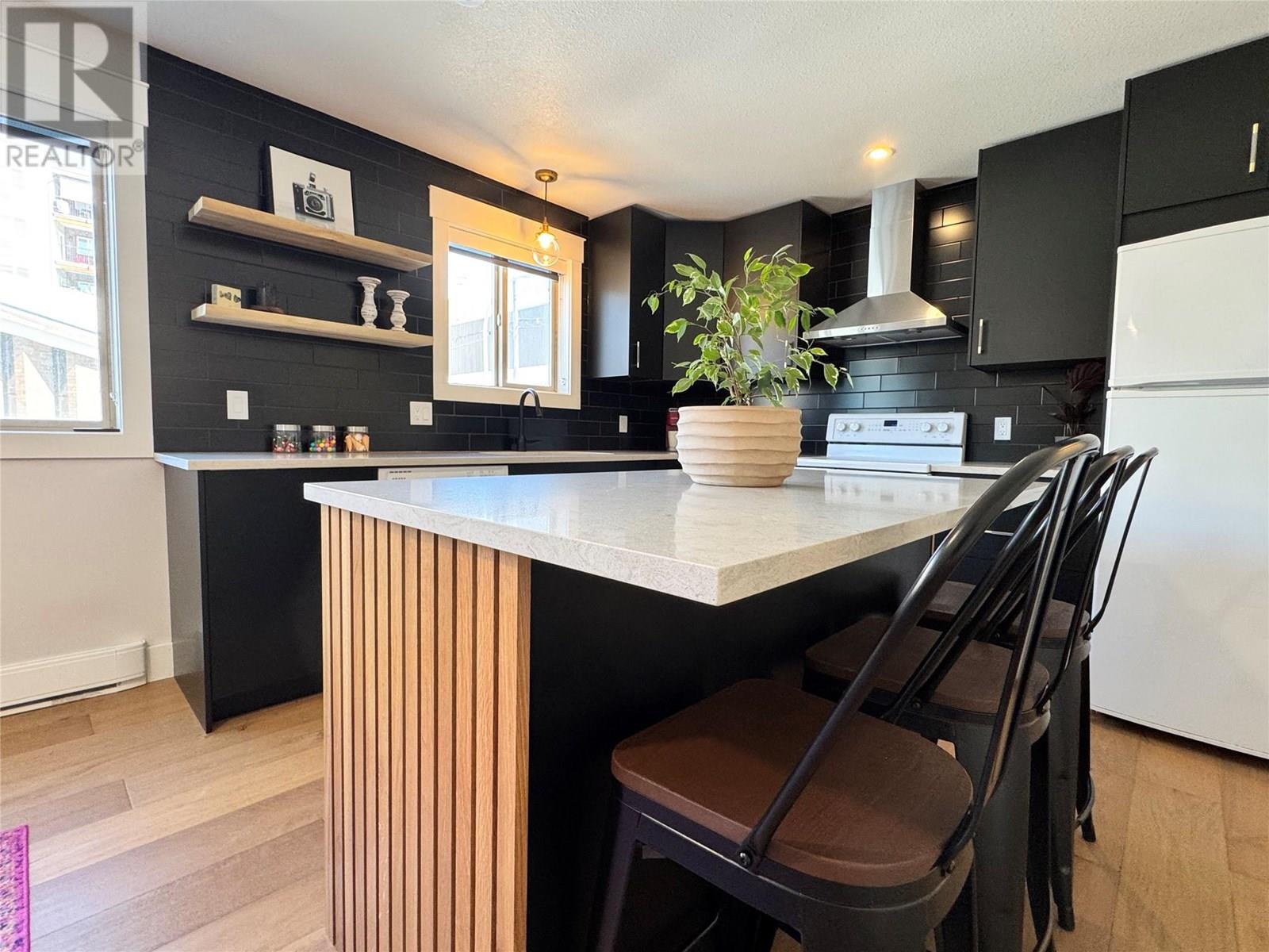 430 4TH Avenue Unit# 5|Kamloops, British Columbia V2C3P3