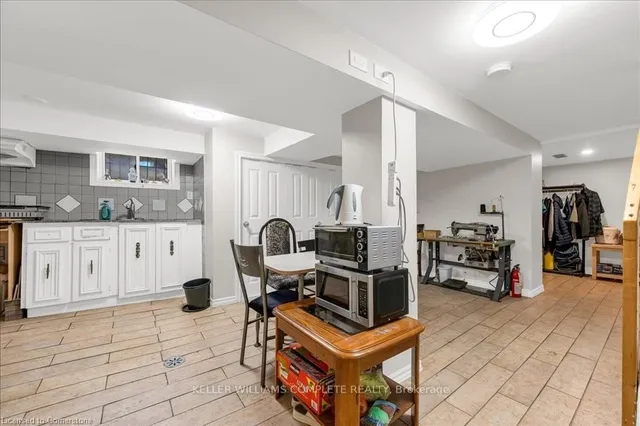 Additional image 28 of 123 Market St