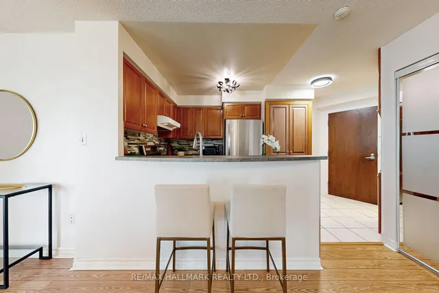 Additional image 12 of 7 Lorraine Dr Unit 1211