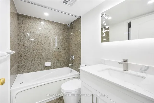 房产图片 26 - 多伦多斯帕迪纳路800号401单元