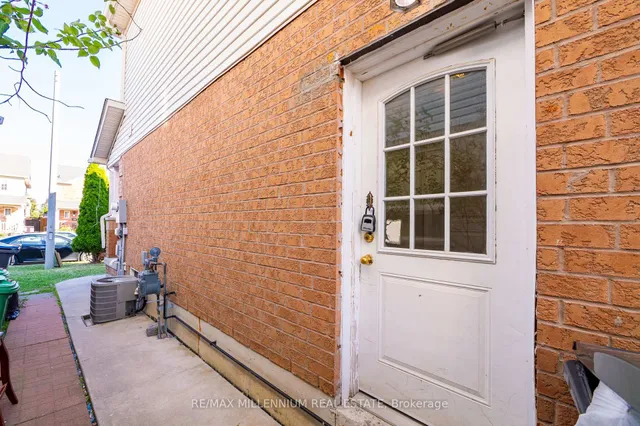 Additional image 41 of 19 Earl Grey Cres