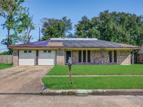 13307 Forest Knoll Dr, Houston, TX 77049