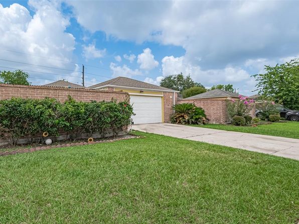 Property image for 16007 Camino Del Sol Dr, Houston, TX 77083